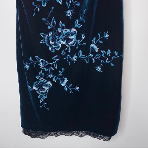 WHBM Teal Velvet Lace Trim Floral Embroidered Flounce Sleeve Dress XS Petite - Picture 4 of 11